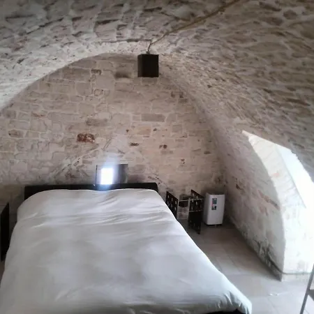 Historical Centre, Air Conditioning And Terrace